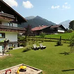 Guest house Bromm