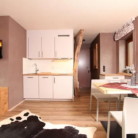 Bromm Guest house 4*