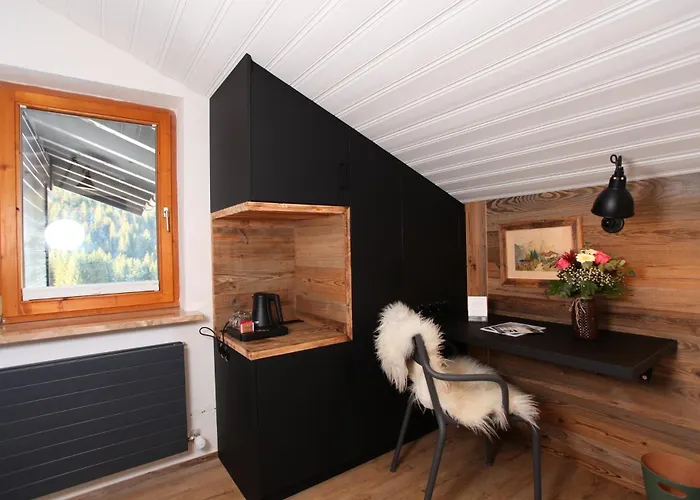 Guest house Bromm 4*